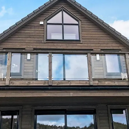 8 Person In Urangsv G Holiday home