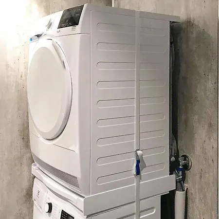 8 Person In Urangsvag Ervik (Urangsvag)