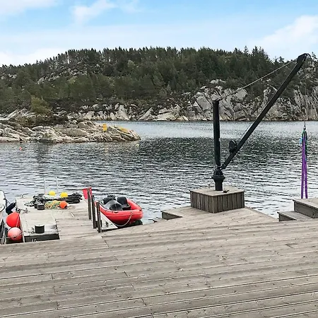 5 Star In Urangsvag Feriehus