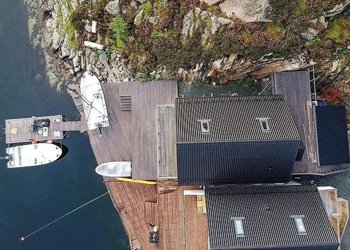 Feriehus 8 Person In Urangsvag *
