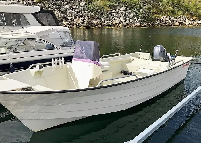 8 Person In Urangsvag Дом отдыха Ervik (Urangsvag)